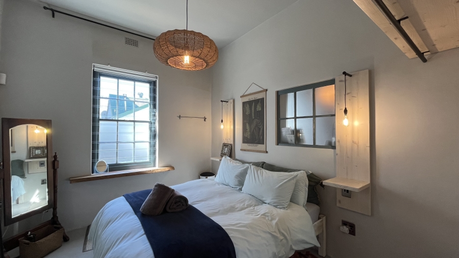 1 Bedroom Property for Sale in Kalk Bay Western Cape